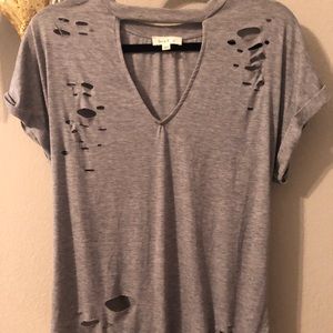 Keyhole Top with Holes